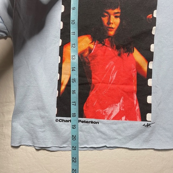 Pleasures x Björk Dancing  RARE GRAIL  Tee Blue Sz. Med - Picture 7 of 8
